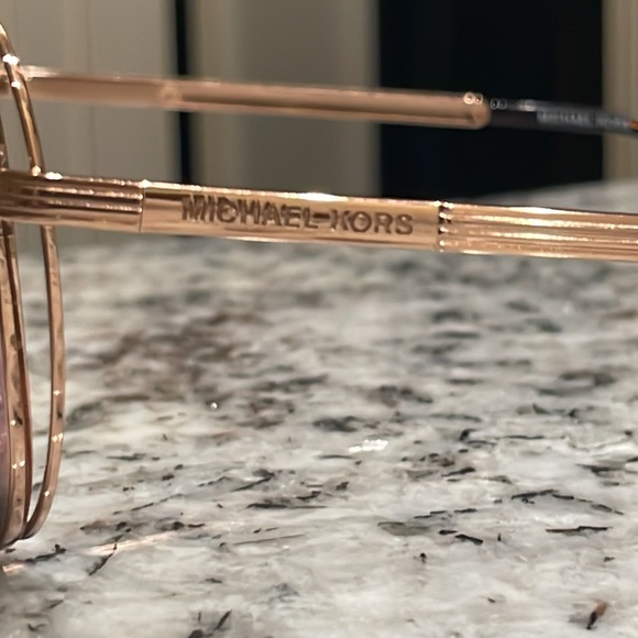 NEVER WORN - Michael Kors Sunglasses (Comes with Michael Kors Sunglass Case) - Picture 3 of 8